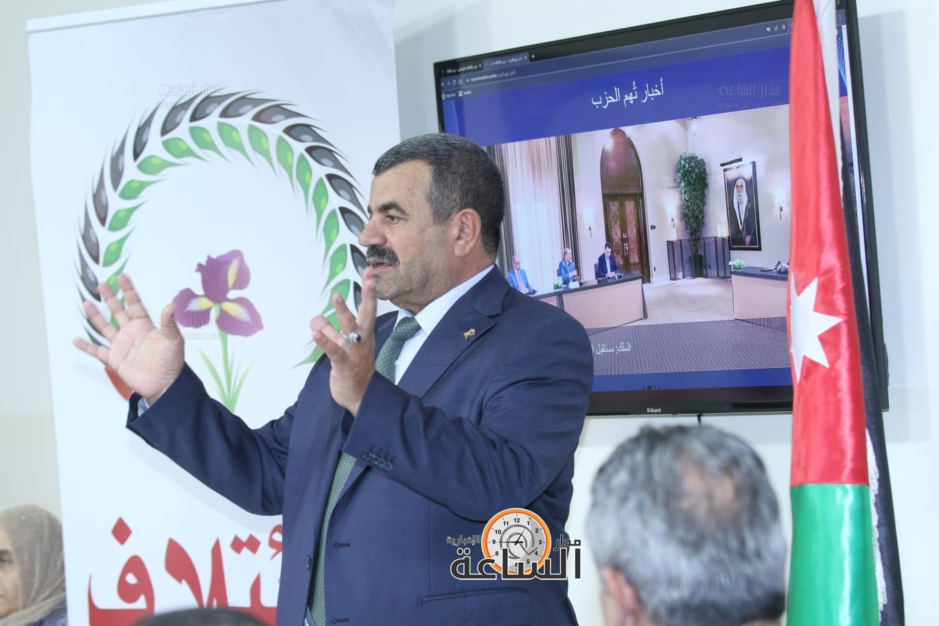 Madar Al-Saa Images 0.48487965545008516