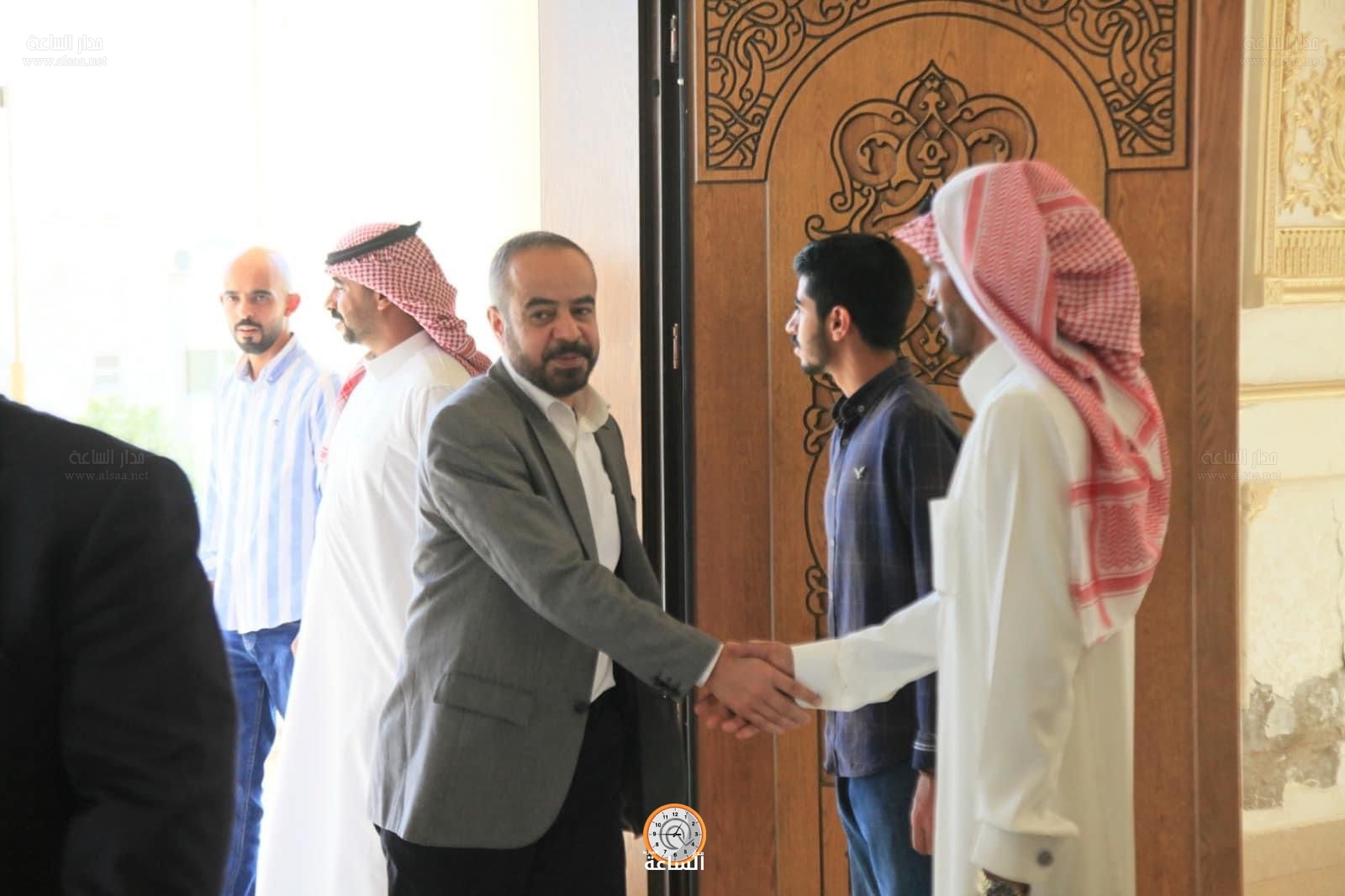 Madar Al-Saa Images 0.9515324768141765