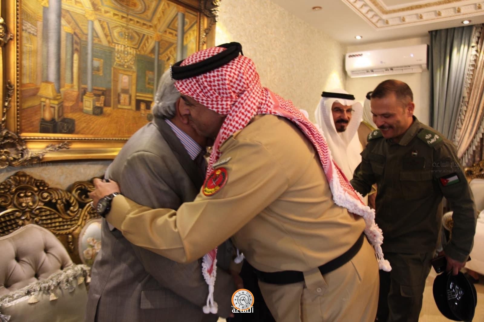 Madar Al-Saa Images 0.16749405338713552