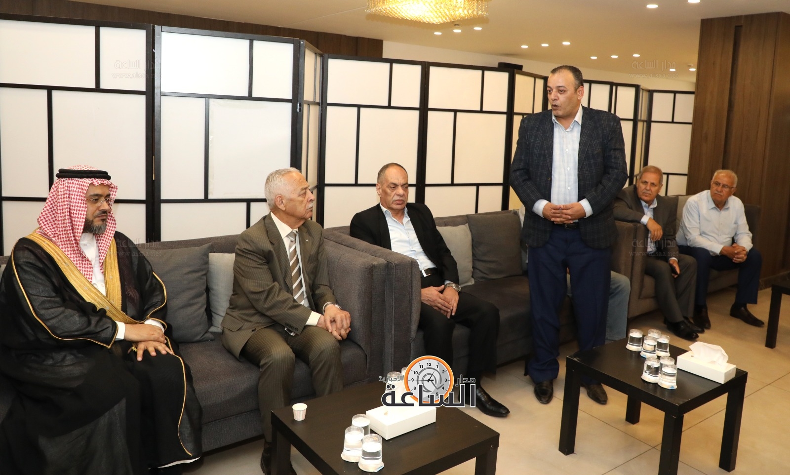 Madar Al-Saa Images 0.9745402605274183