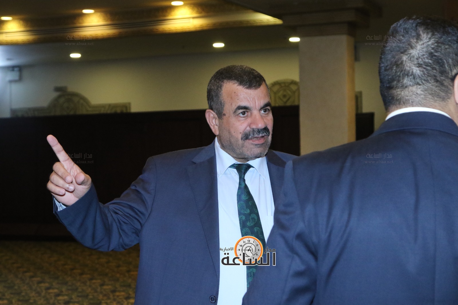 Madar Al-Saa Images 0.37021112286746805