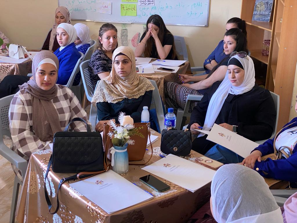 Madar Al-Saa Images 0.7809408751925644