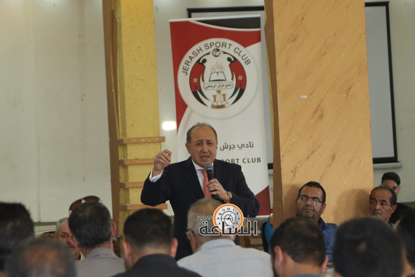 Madar Al-Saa Images 0.47994201812344617