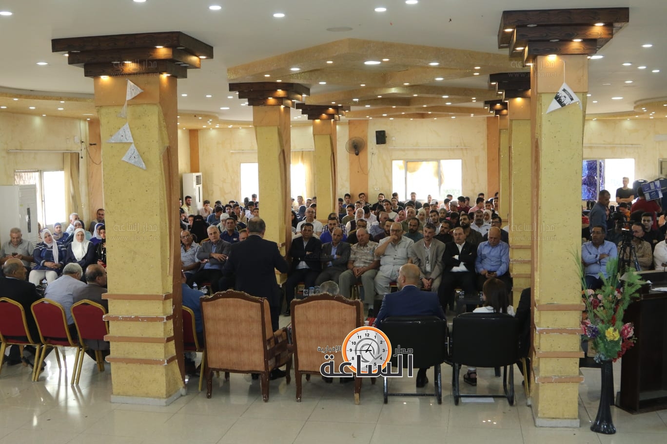 Madar Al-Saa Images 0.3488683358105349