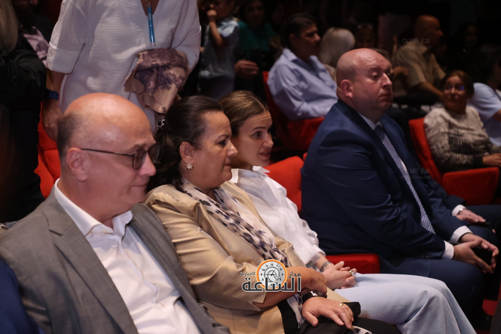 Madar Al-Saa Images 0.9849577366800462