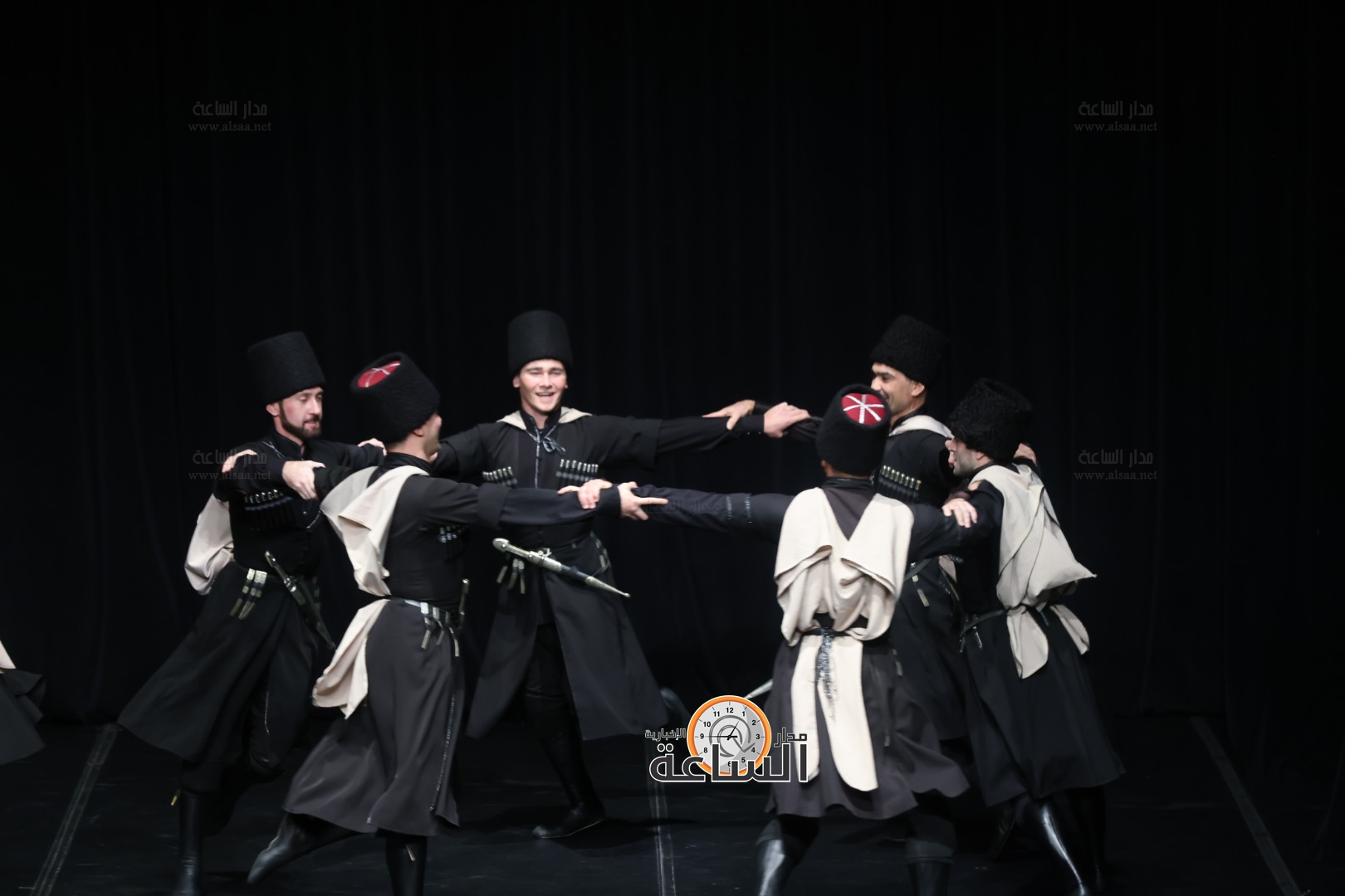 Madar Al-Saa Images 0.6080834927244858