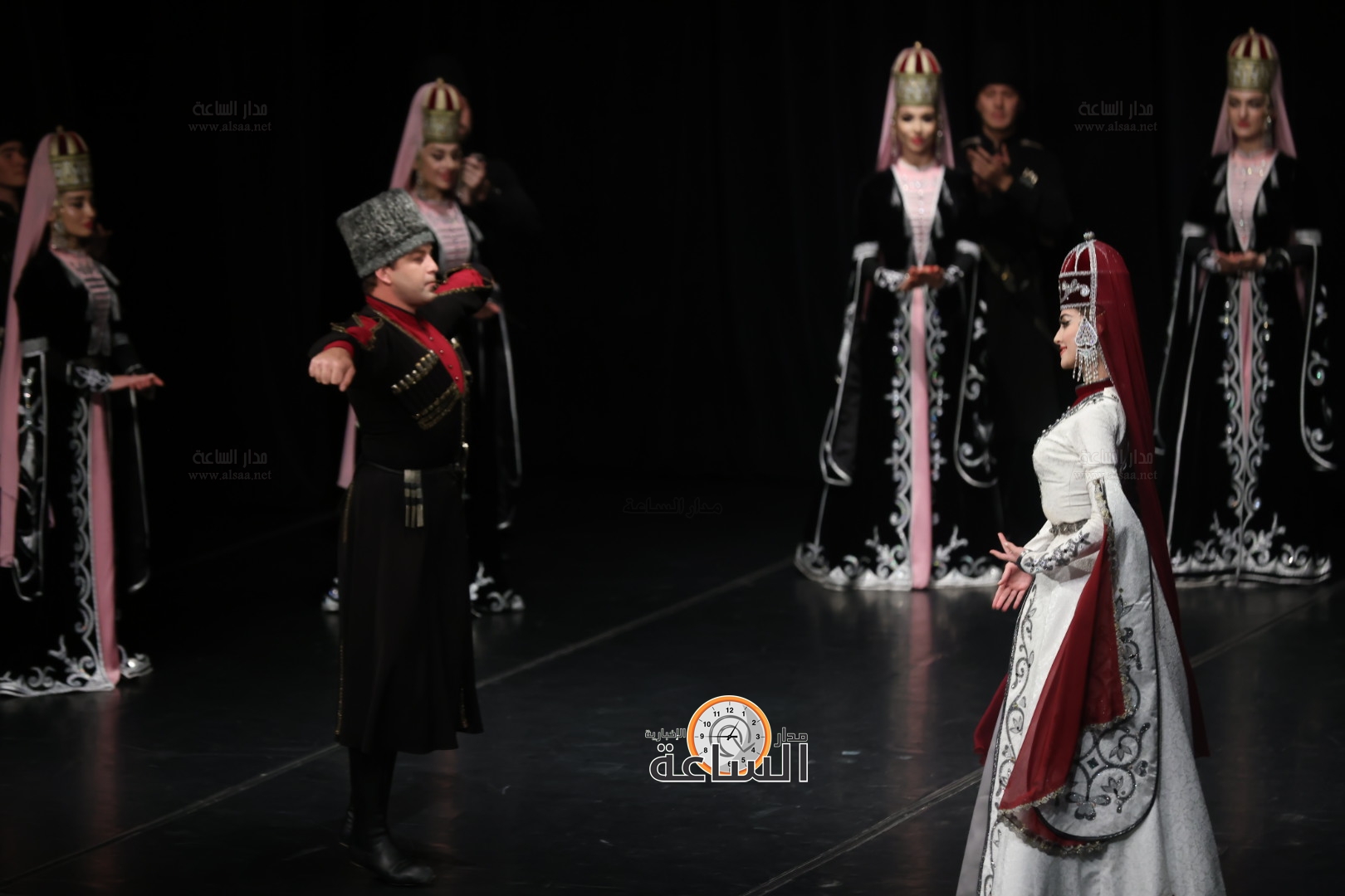 Madar Al-Saa Images 0.15060715489842025