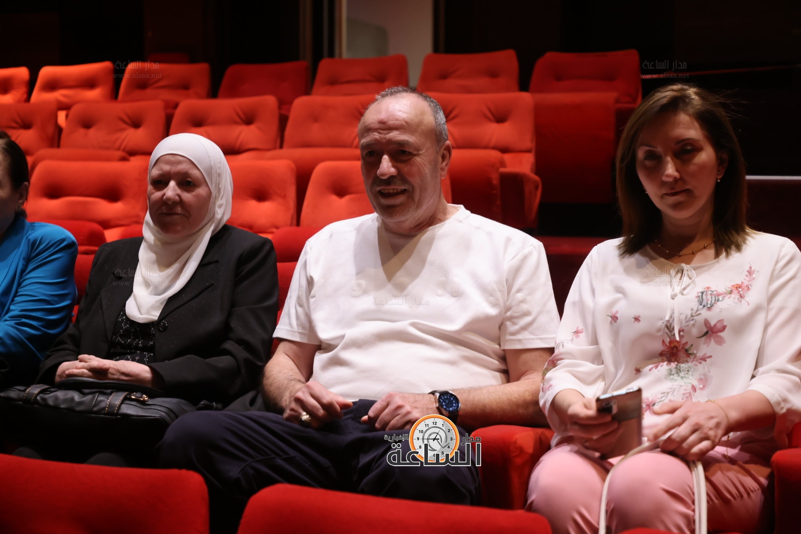 Madar Al-Saa Images 0.9770676658247106