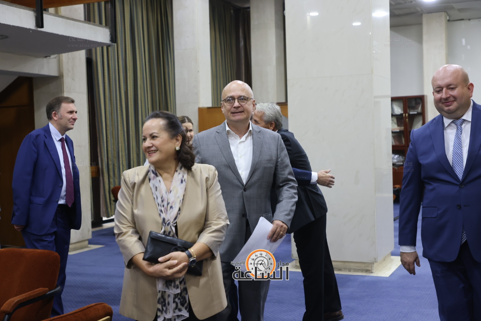 Madar Al-Saa Images 0.5115048350755422