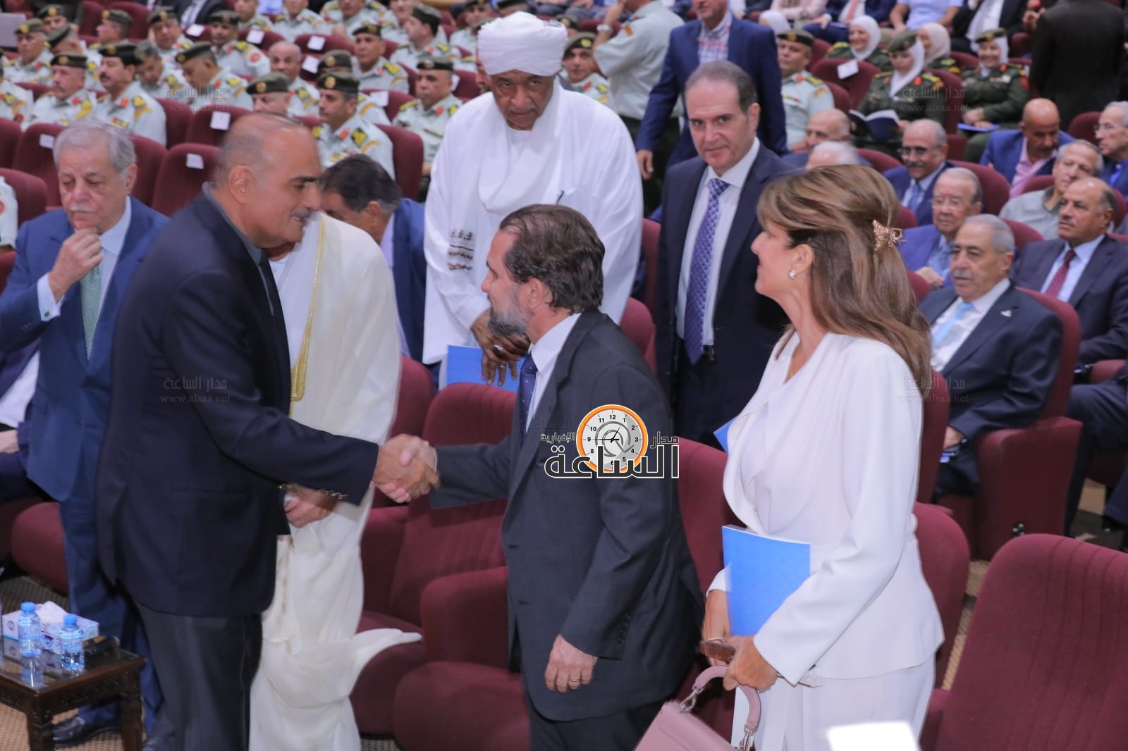 Madar Al-Saa Images 0.5402397340713576