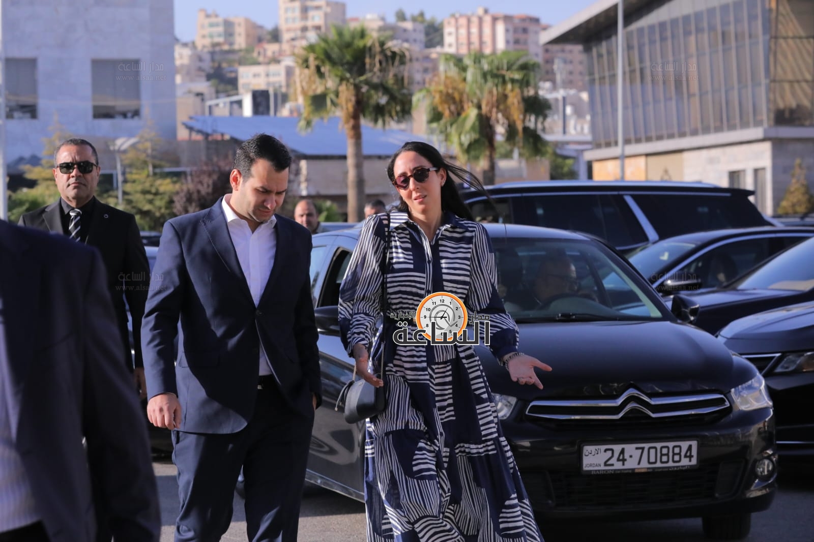 Madar Al-Saa Images 0.47601907120666576