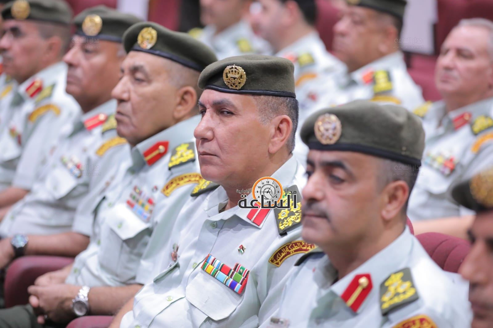 Madar Al-Saa Images 0.4254910354792616