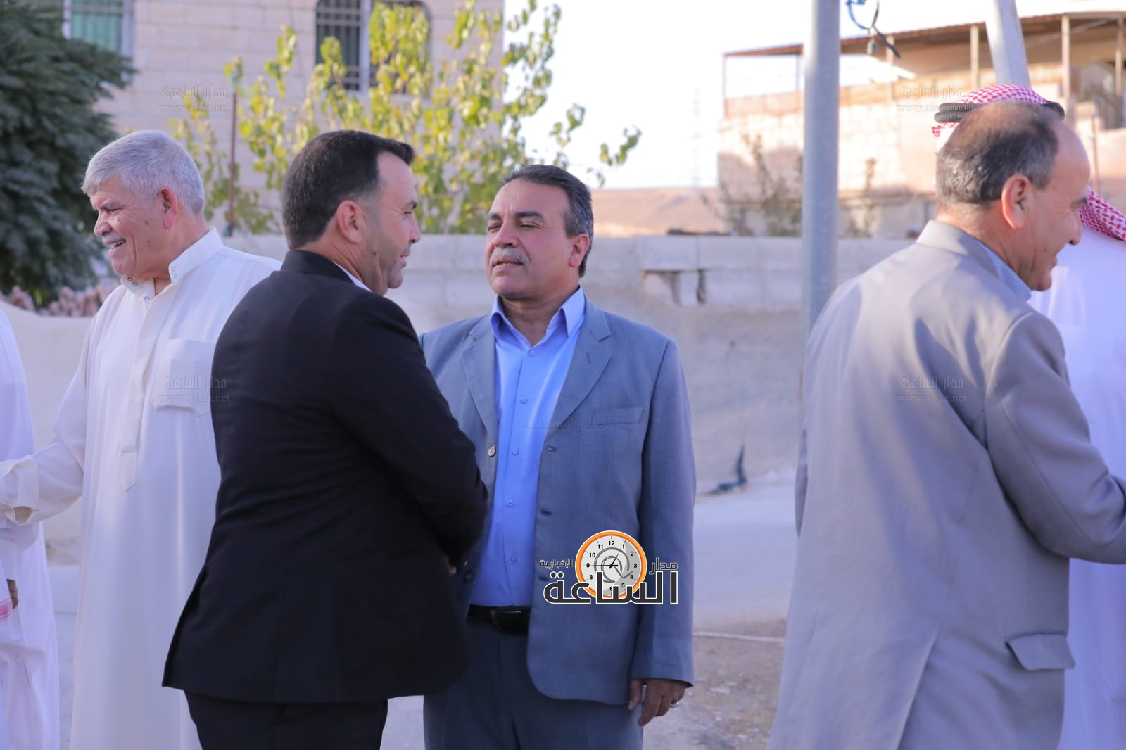 Madar Al-Saa Images 0.4872207114949221