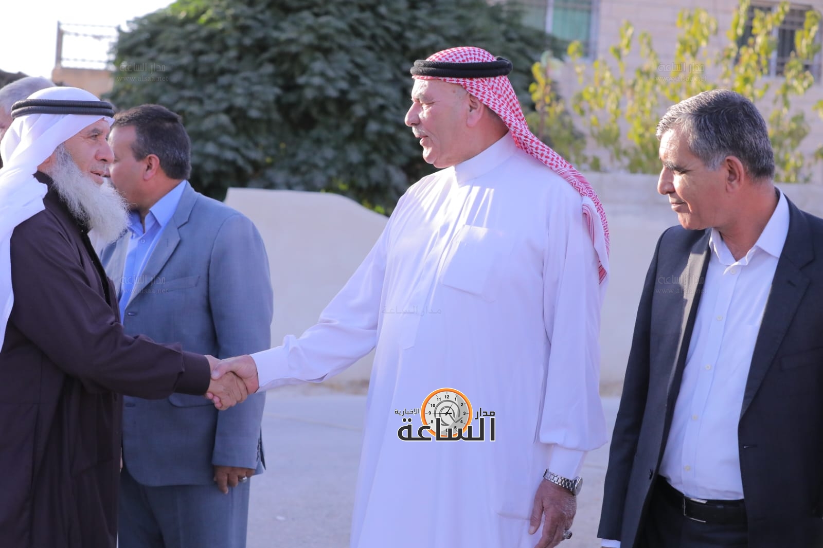 Madar Al-Saa Images 0.9676762855380392