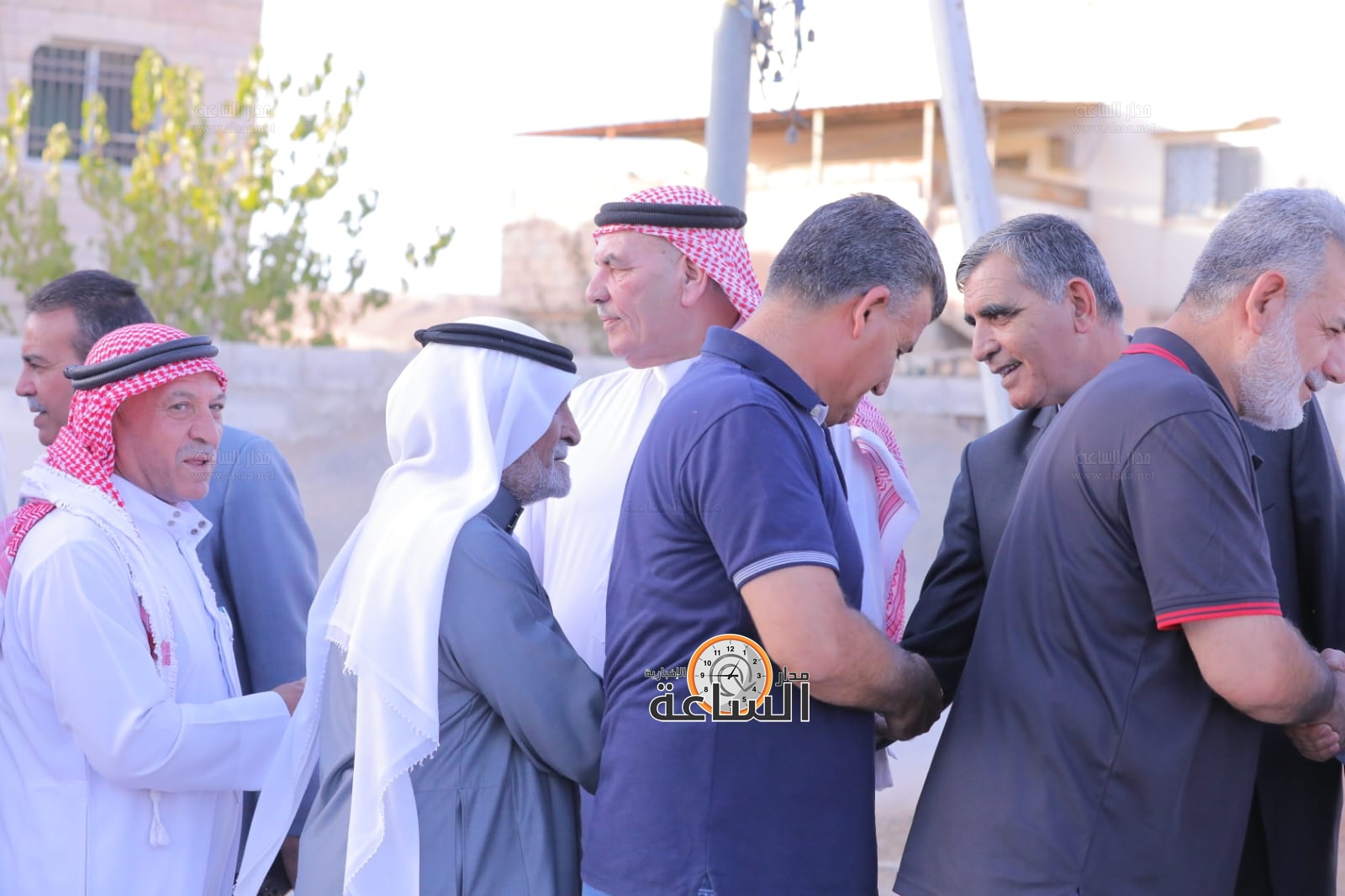 Madar Al-Saa Images 0.7147349737878448