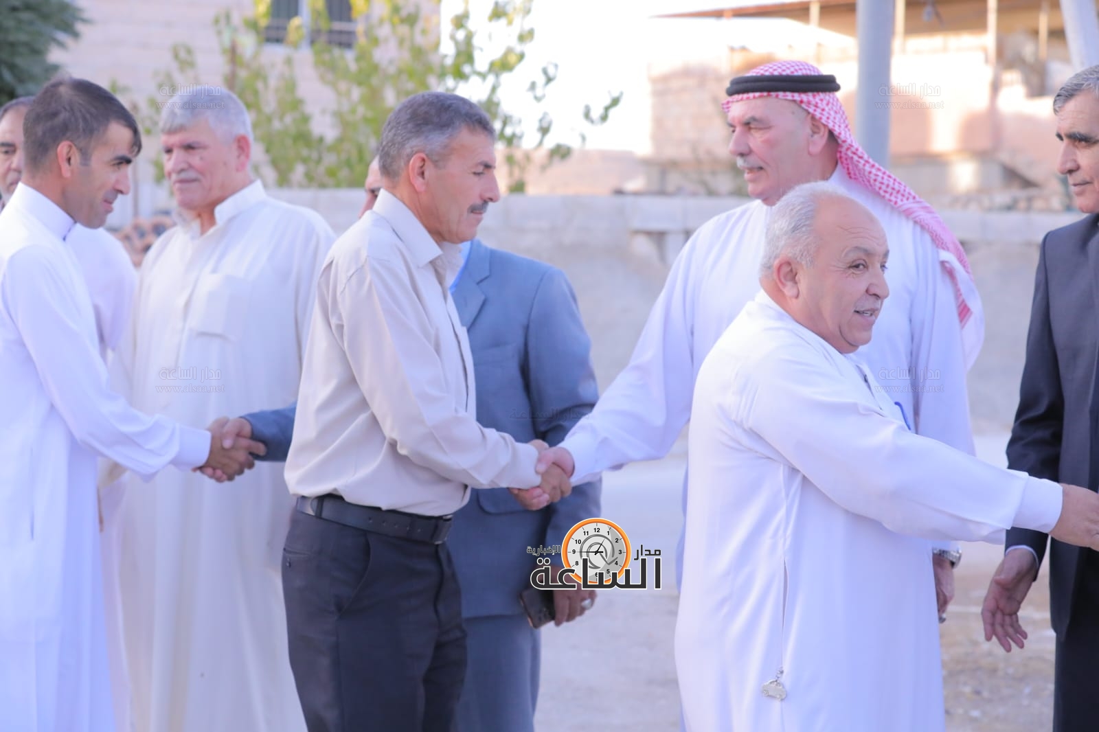 Madar Al-Saa Images 0.397700338075865