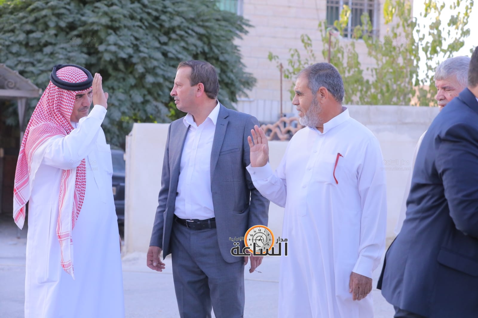 Madar Al-Saa Images 0.17473944397987706