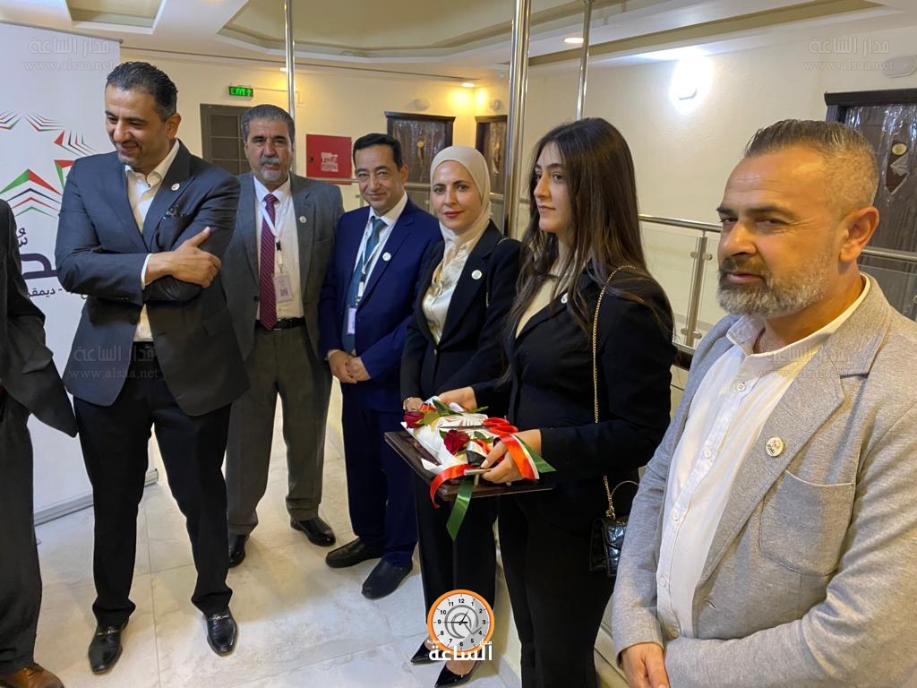 Madar Al-Saa Images 0.2982572563467071