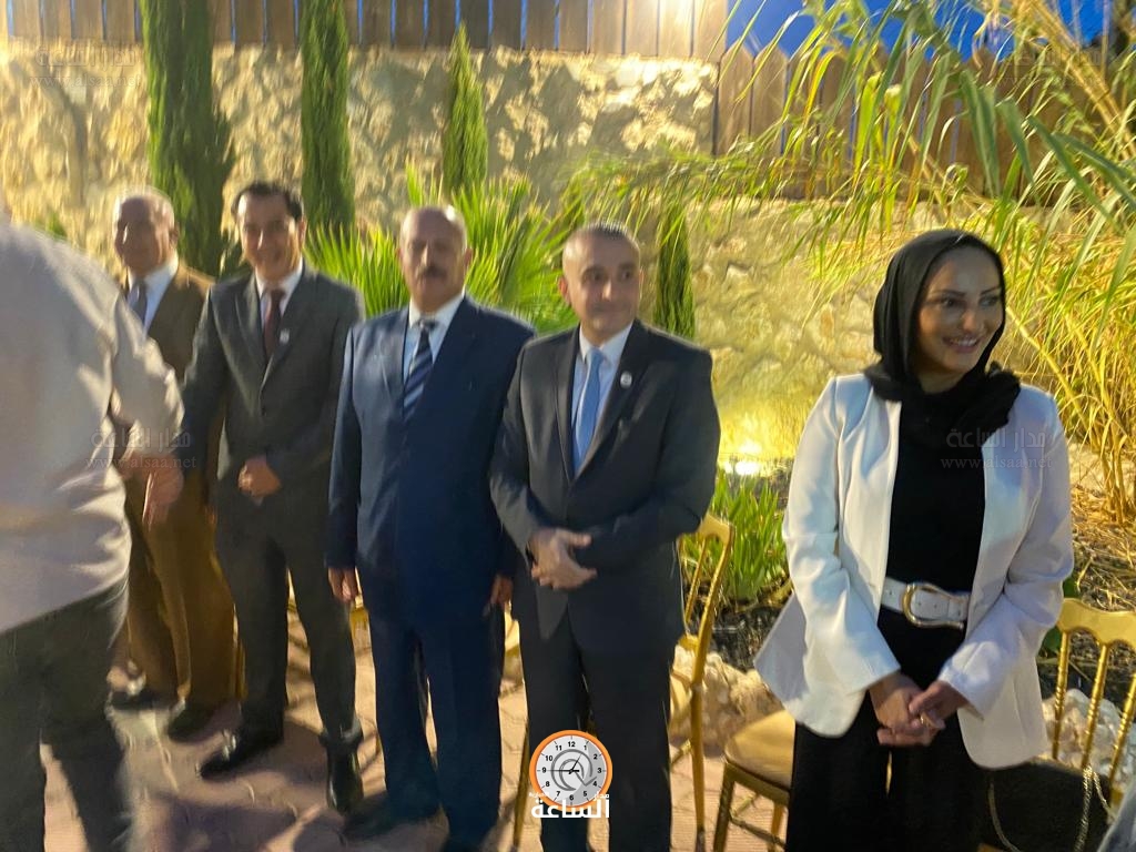 Madar Al-Saa Images 0.42689249735761325