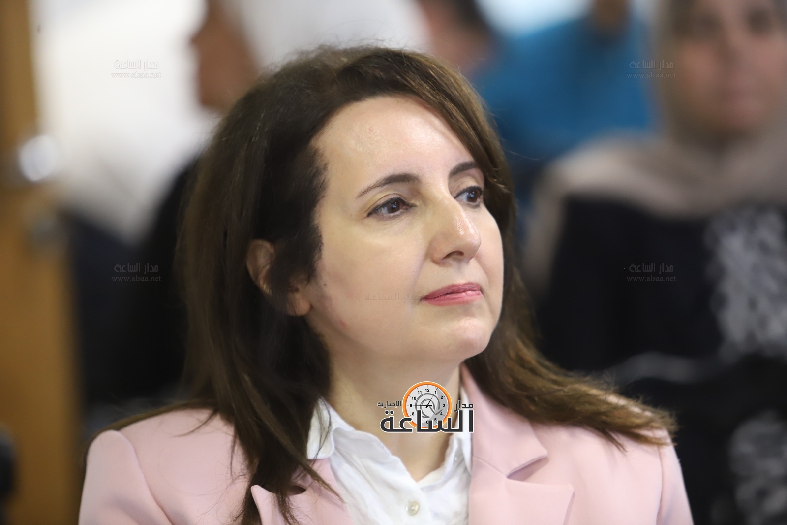 Madar Al-Saa Images 0.7062710213096814