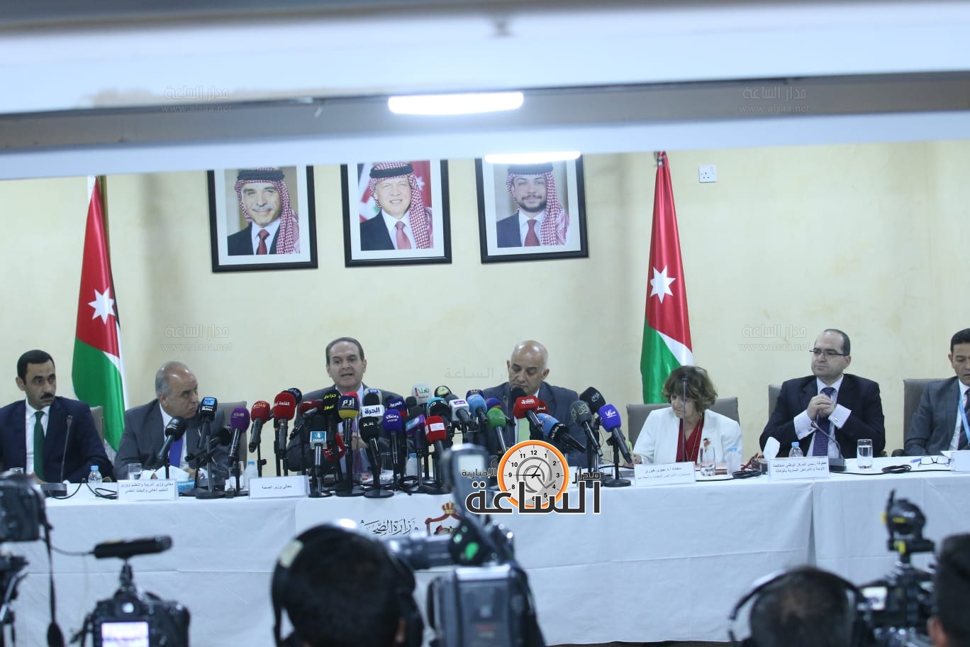 Madar Al-Saa Images 0.3890559408230172