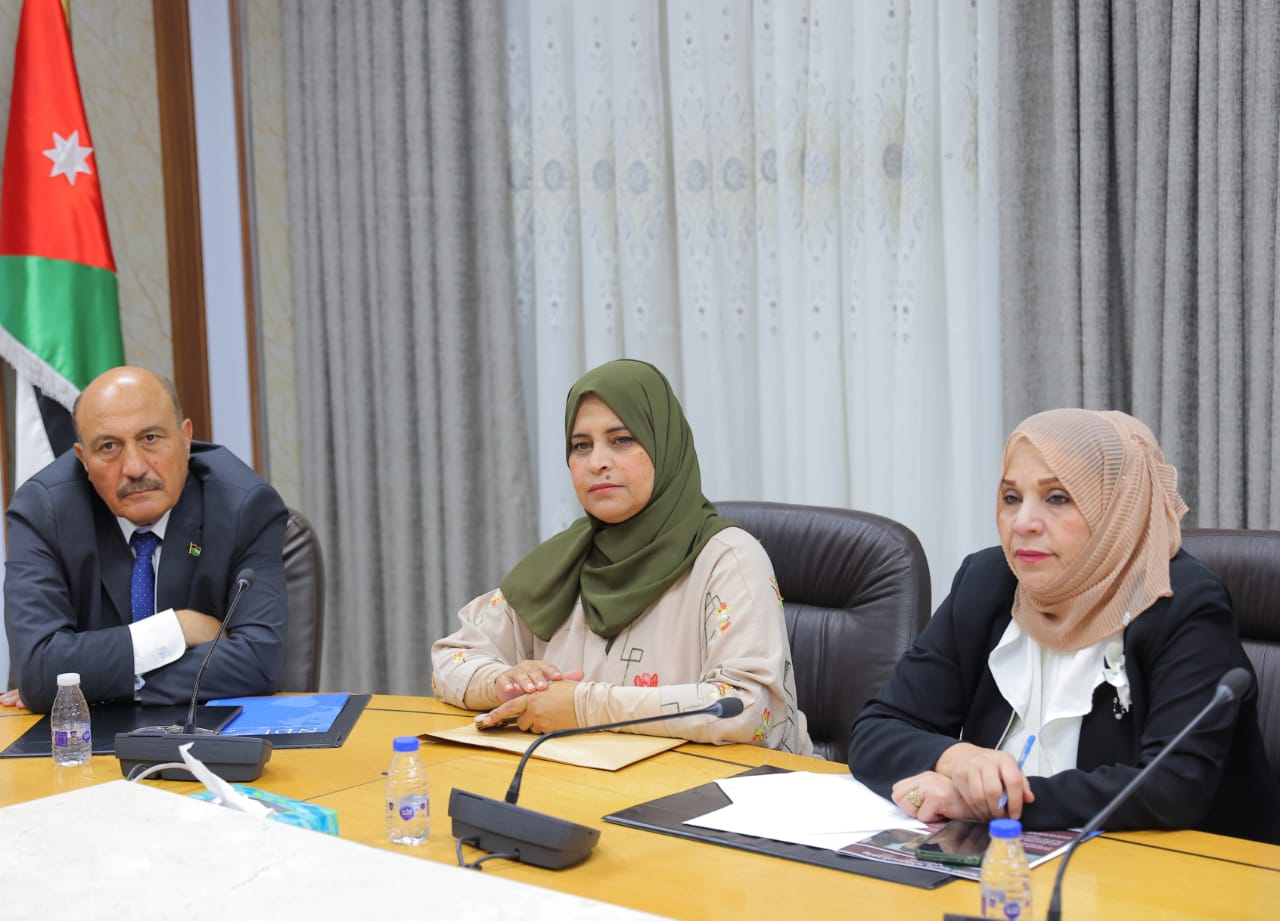 Madar Al-Saa Images 0.8682457012622444