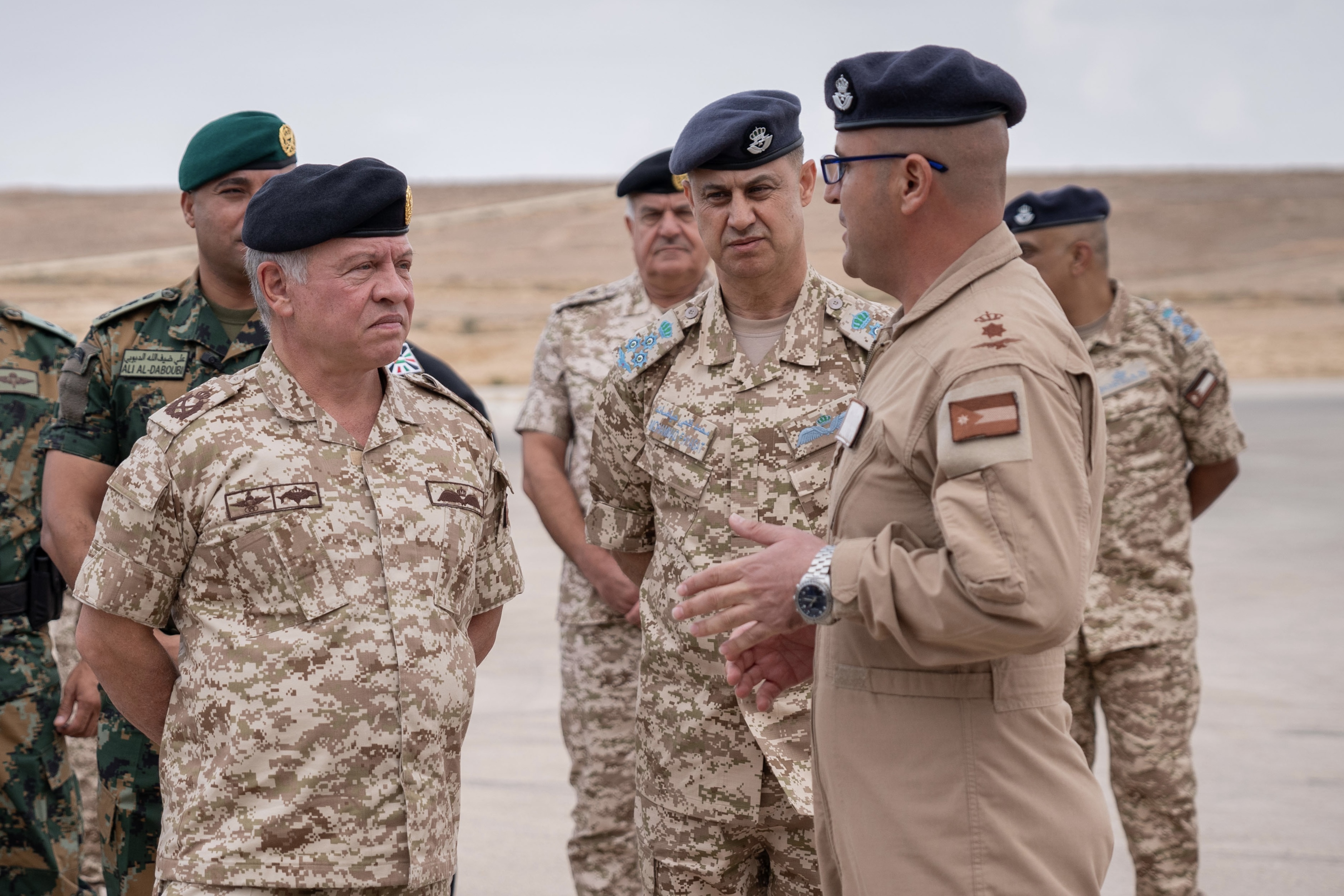 Madar Al-Saa Images 0.32270476233158973