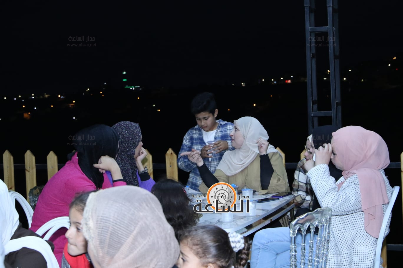 Madar Al-Saa Images 0.3022109511248854