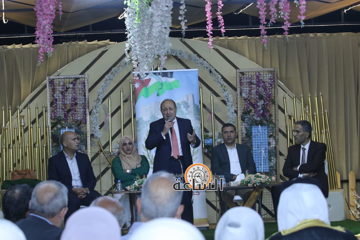 Madar Al-Saa Images 0.7756196624177807