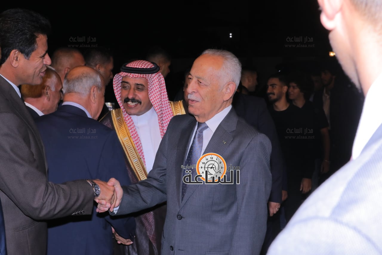 Madar Al-Saa Images 0.897131645580302