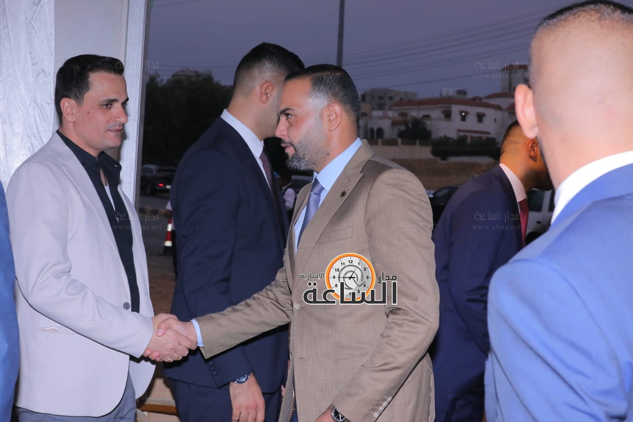 Madar Al-Saa Images 0.2933588210099102