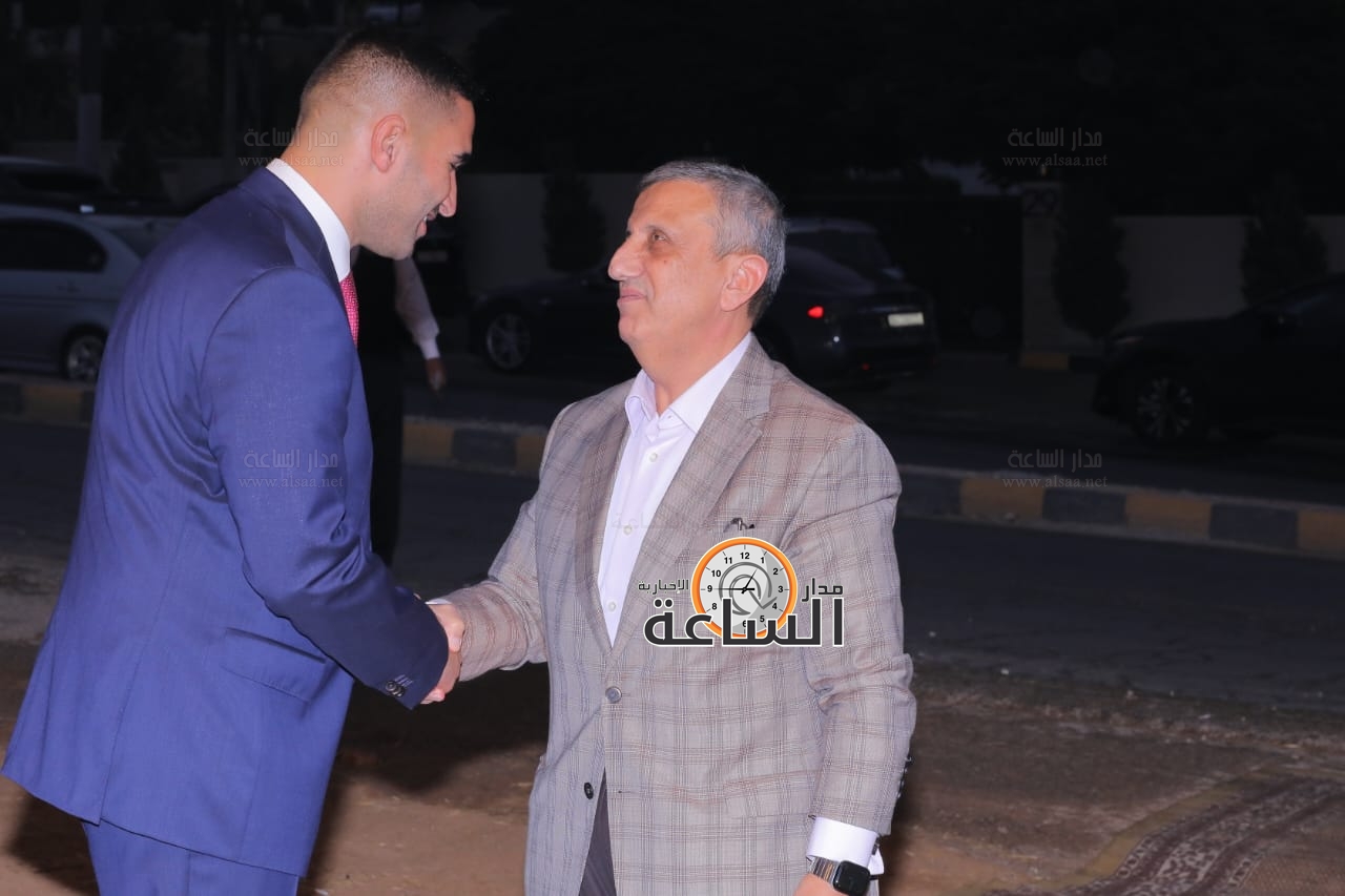 Madar Al-Saa Images 0.43292861599476307