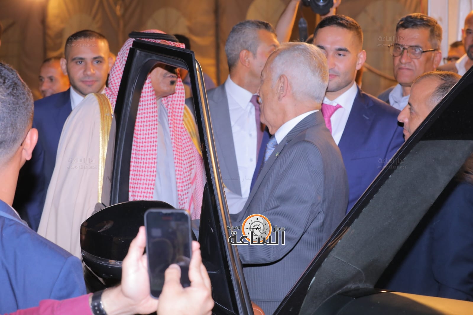 Madar Al-Saa Images 0.9408426881136999