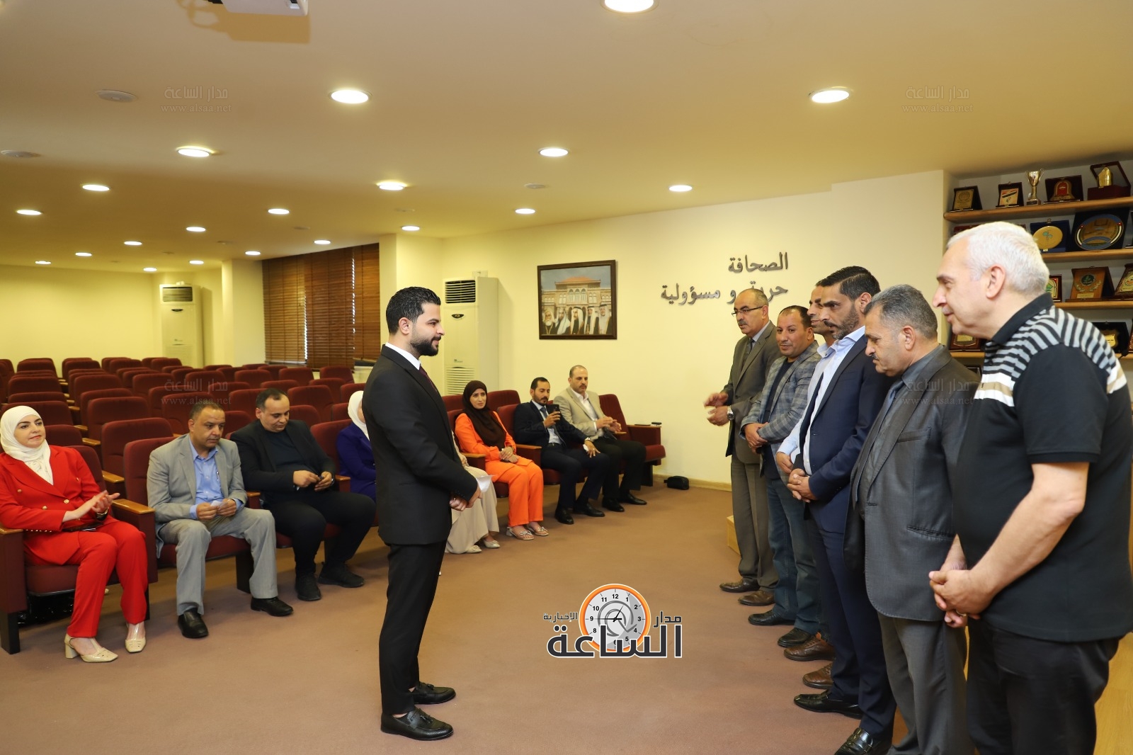 Madar Al-Saa Images 0.38780162016221453