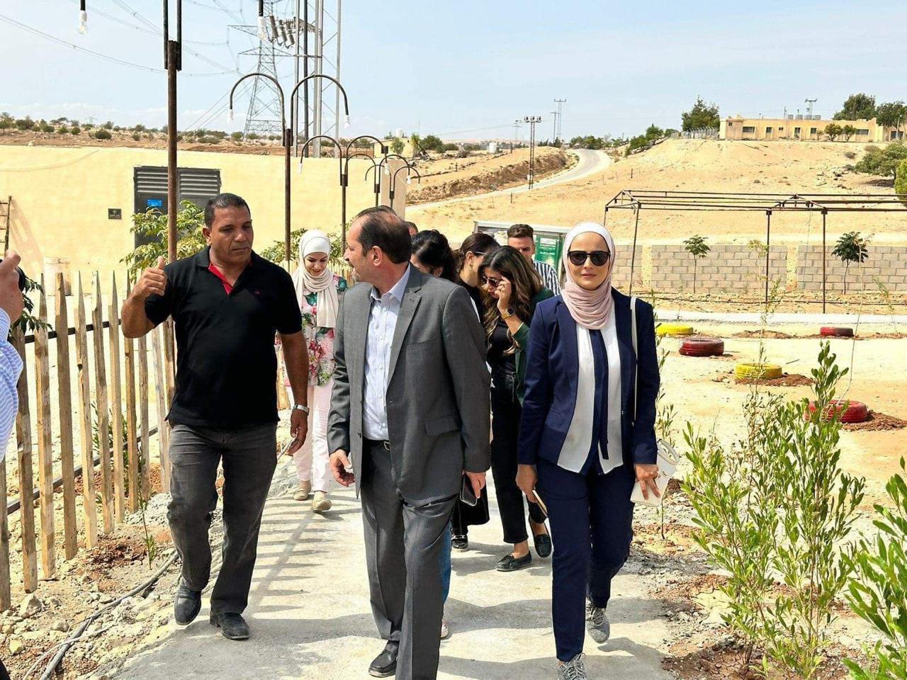 Madar Al-Saa Images 0.3179944141317217