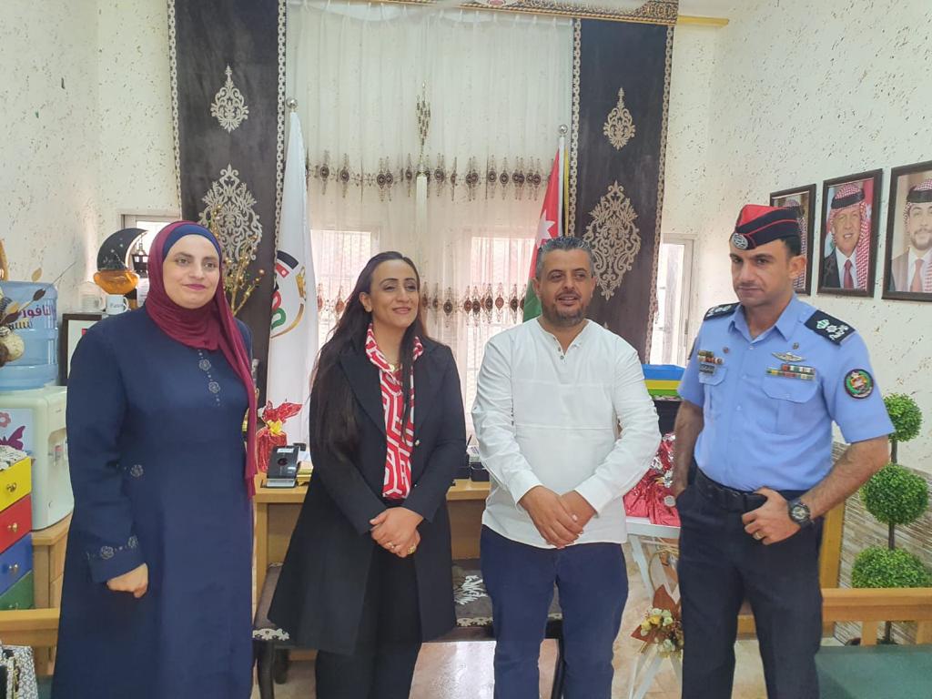 Madar Al-Saa Images 0.4306155265825269