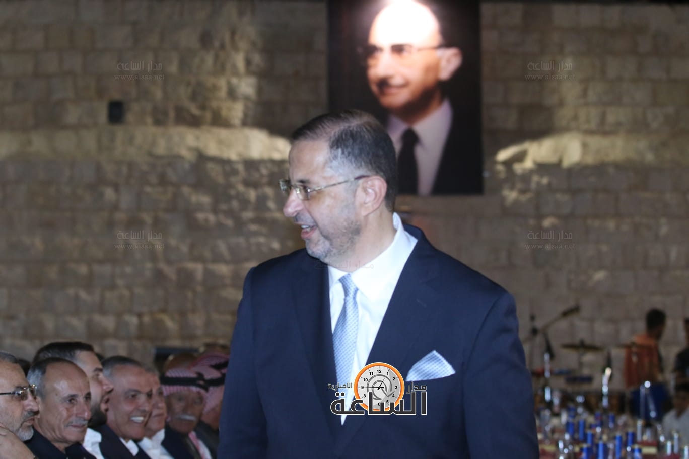 Madar Al-Saa Images 0.3942251886250887