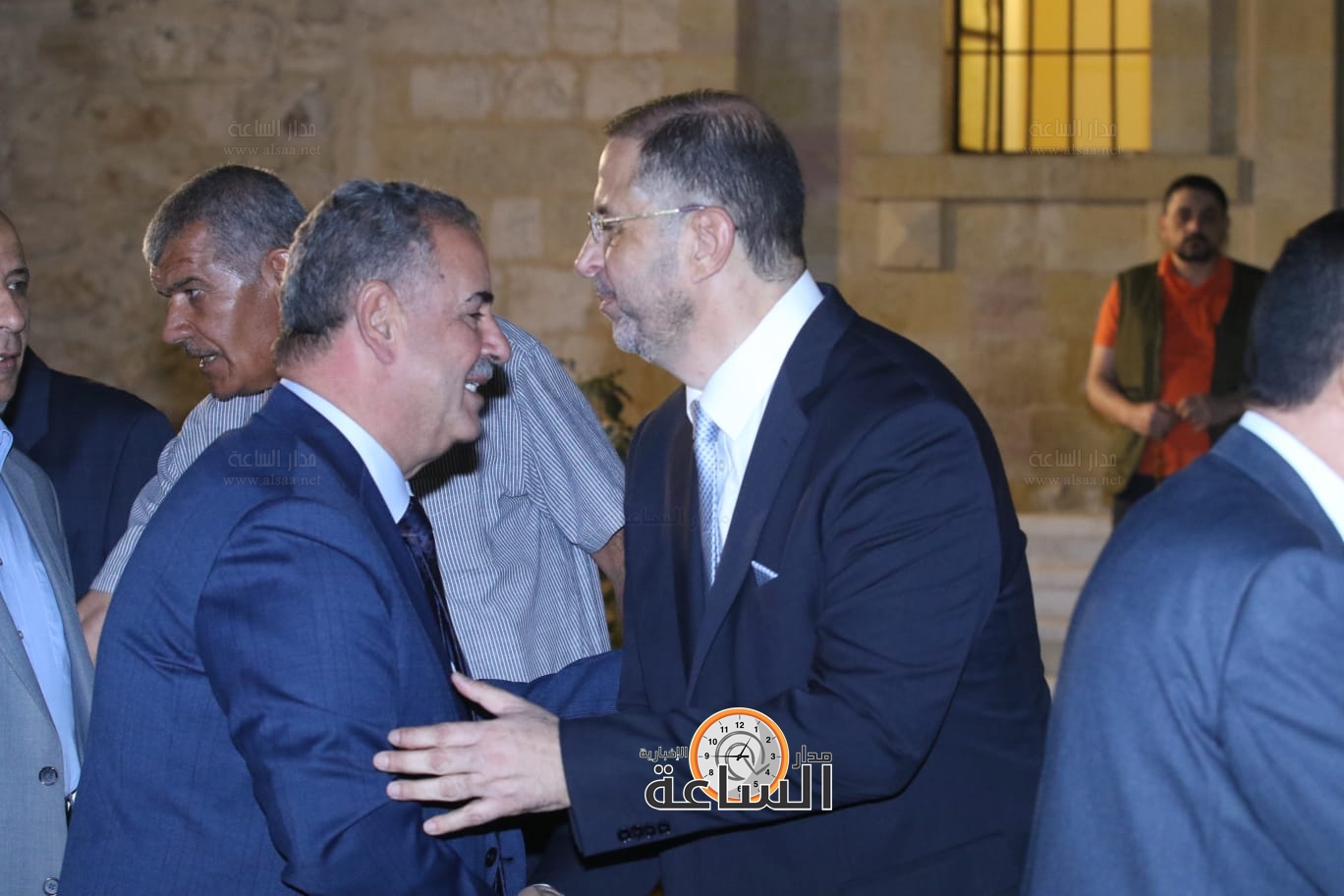 Madar Al-Saa Images 0.3780156322721755