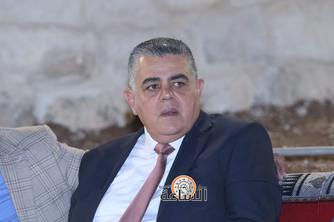 Madar Al-Saa Images 0.16089612376594098