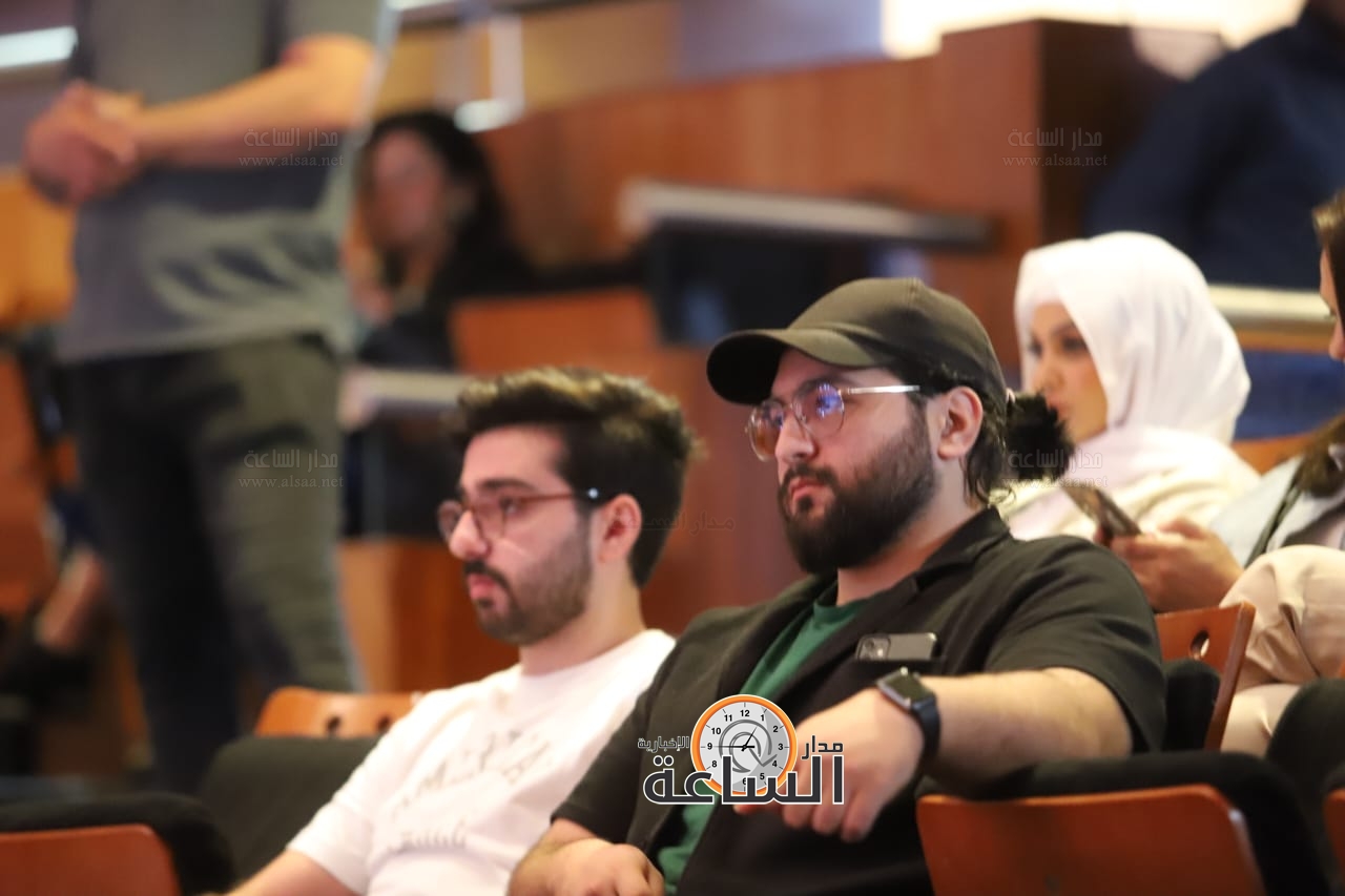 Madar Al-Saa Images 0.9771661253853234