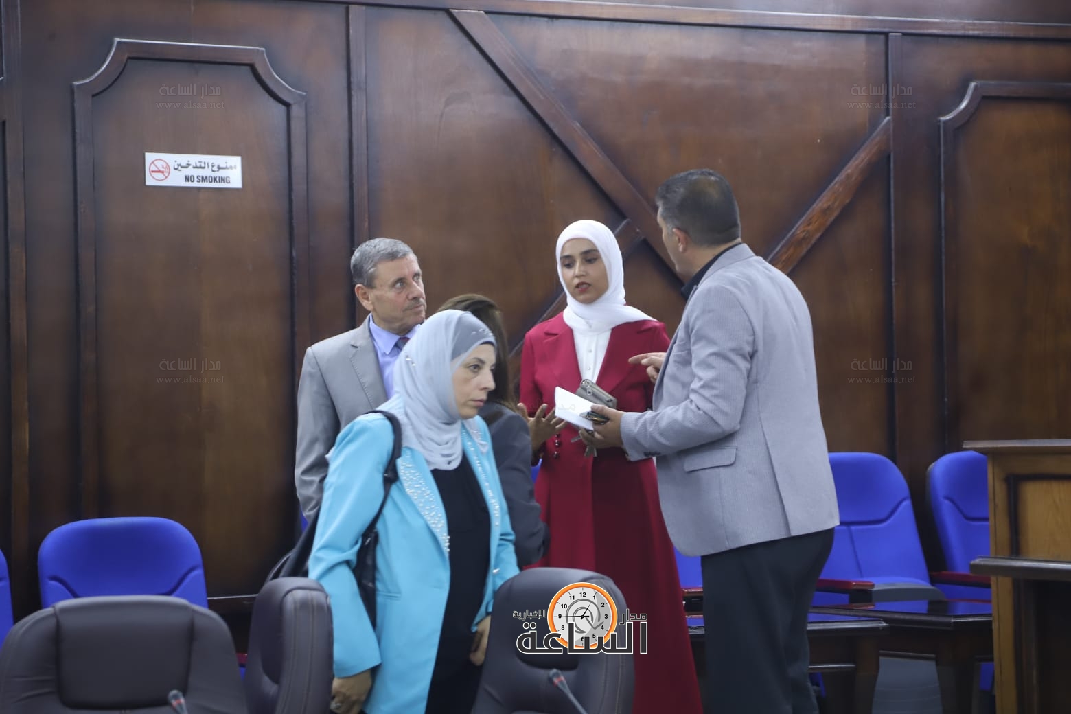 Madar Al-Saa Images 0.20822392288180103