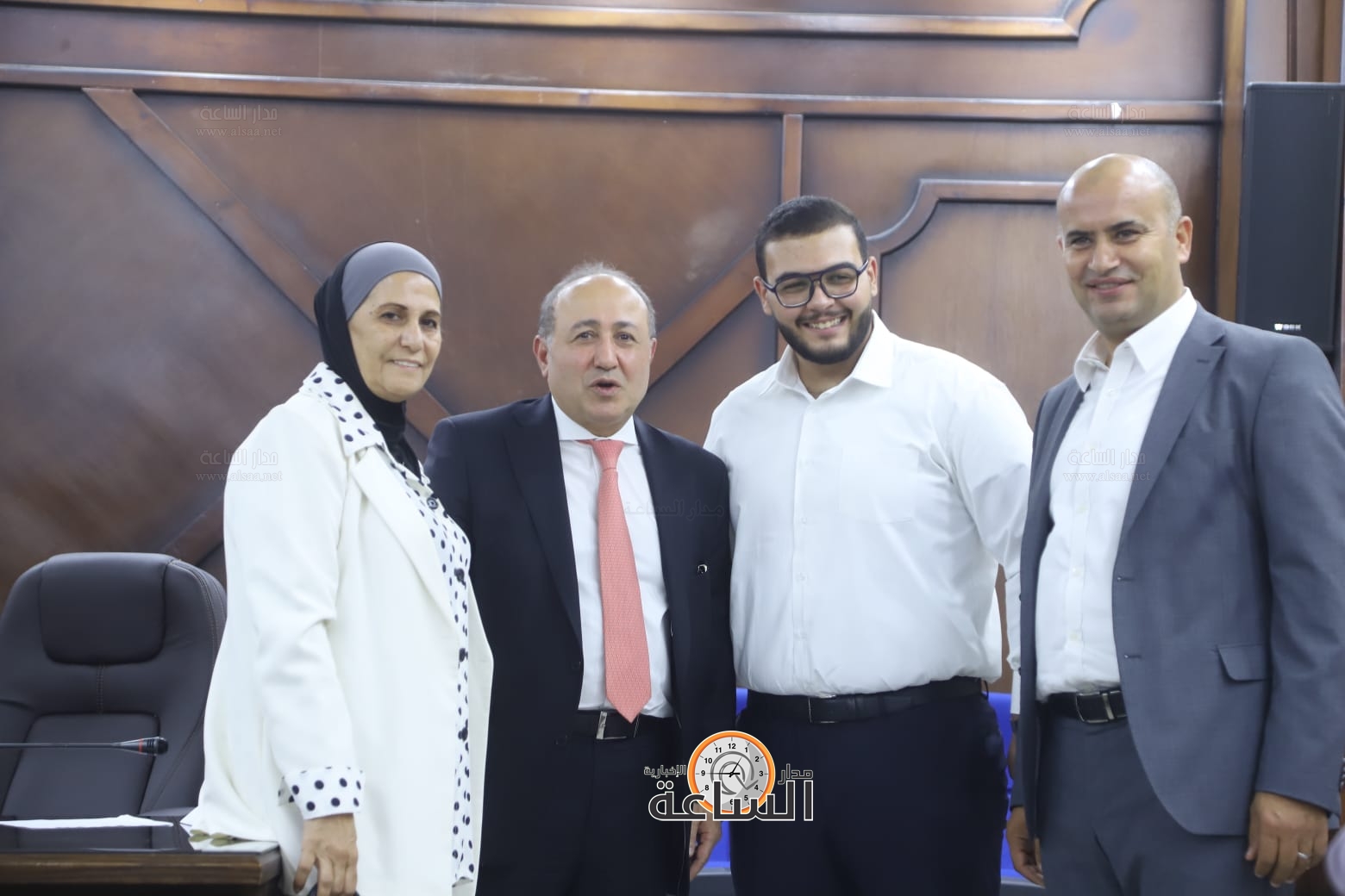 Madar Al-Saa Images 0.5838460628767002