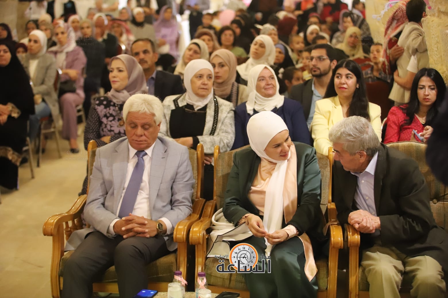 Madar Al-Saa Images 0.17835342368294715