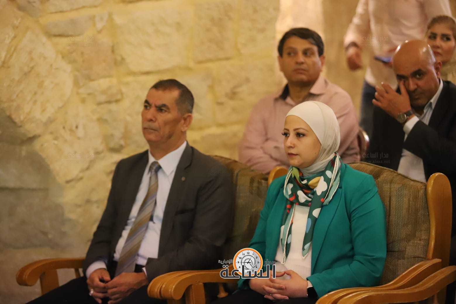 Madar Al-Saa Images 0.7043338989589893