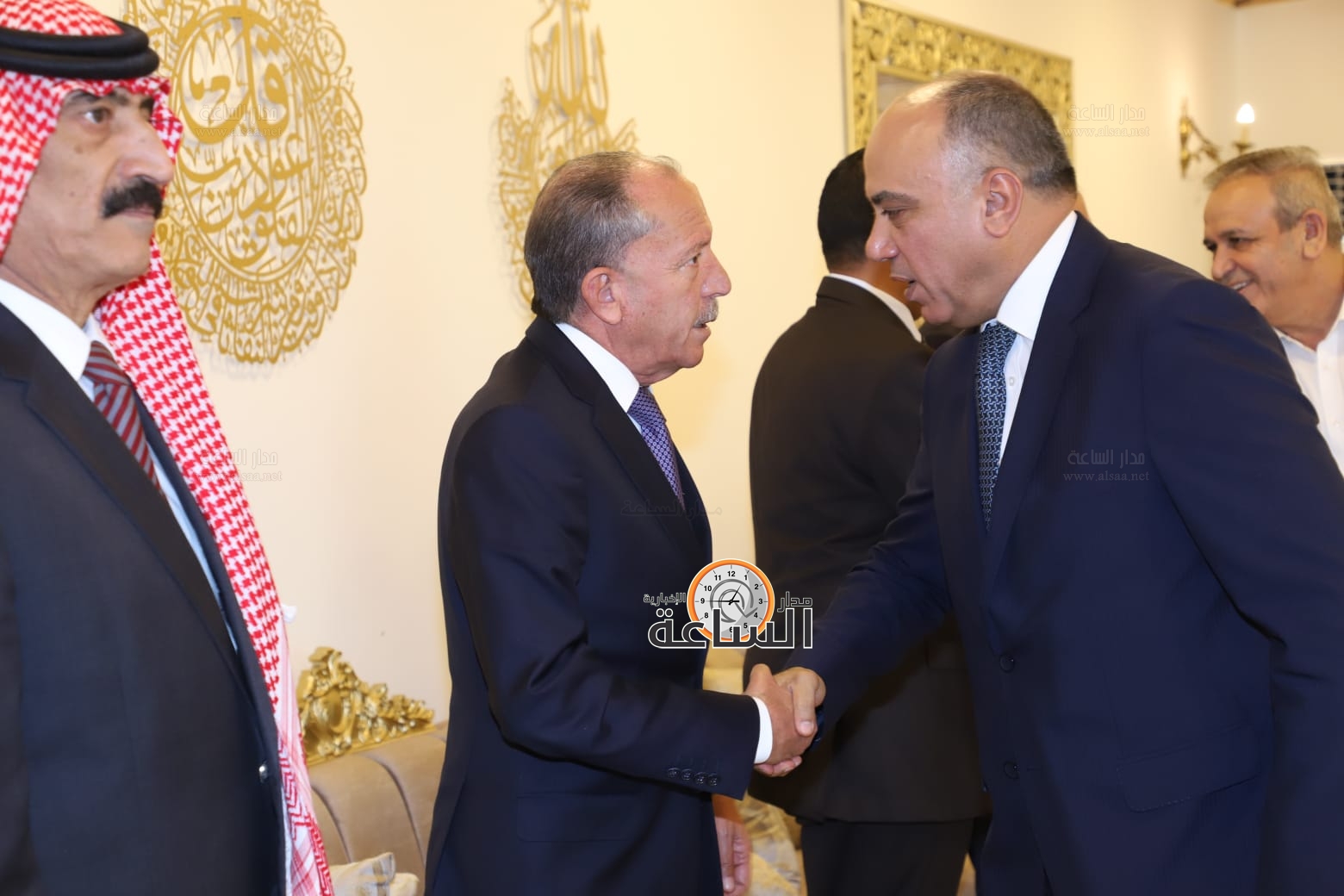 Madar Al-Saa Images 0.8771630848305116