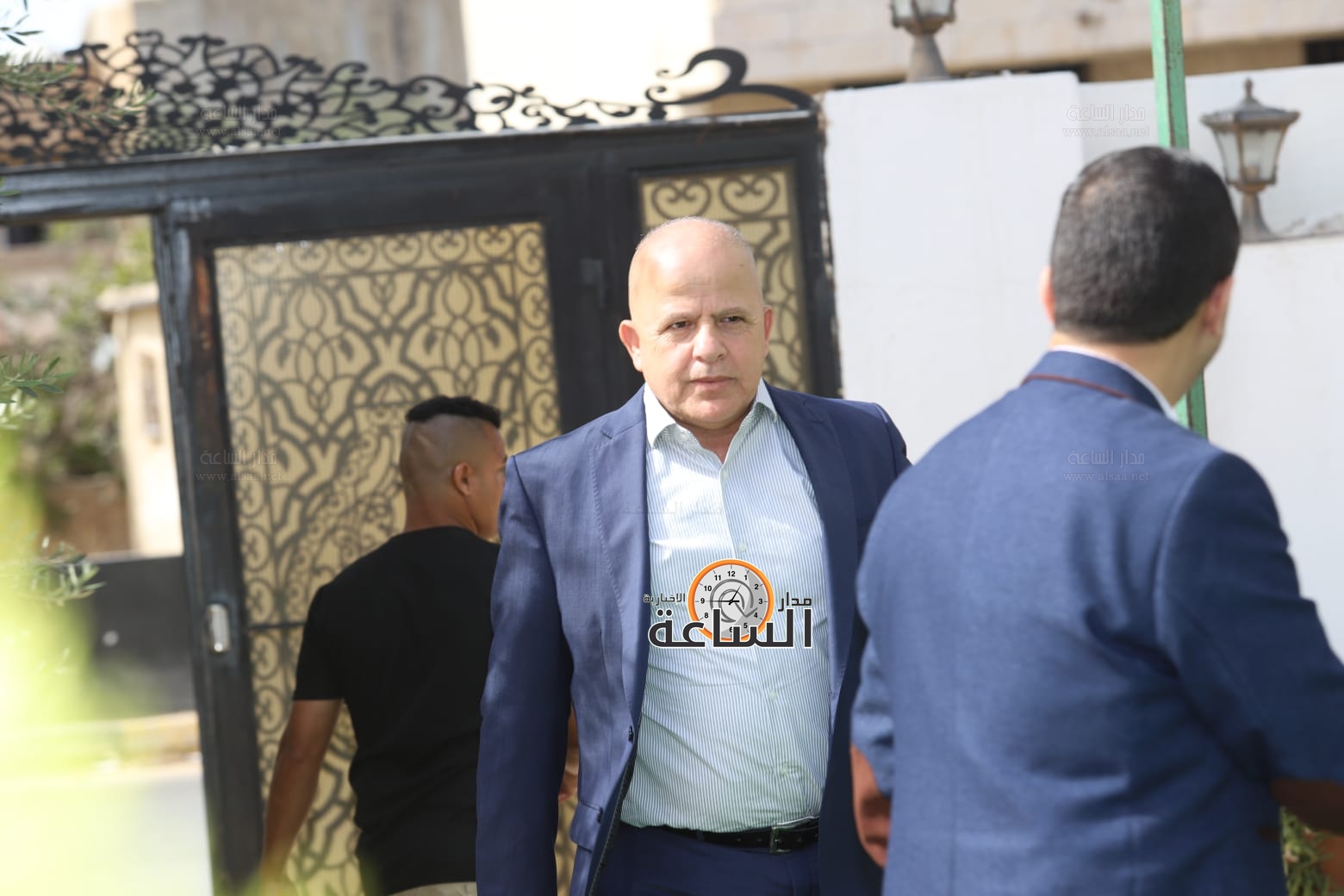 Madar Al-Saa Images 0.3952972881000574