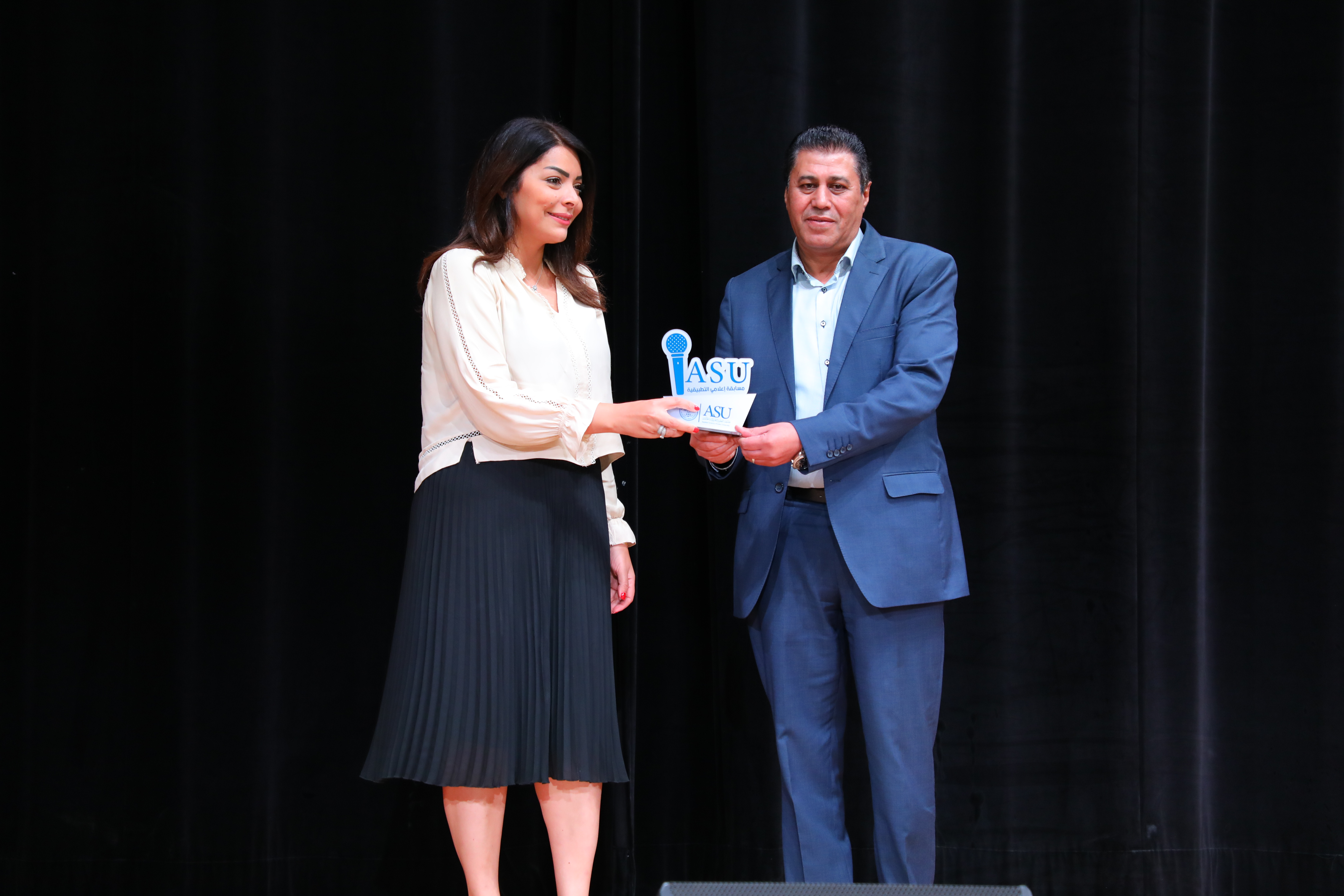 Madar Al-Saa Images 0.5443922419785987