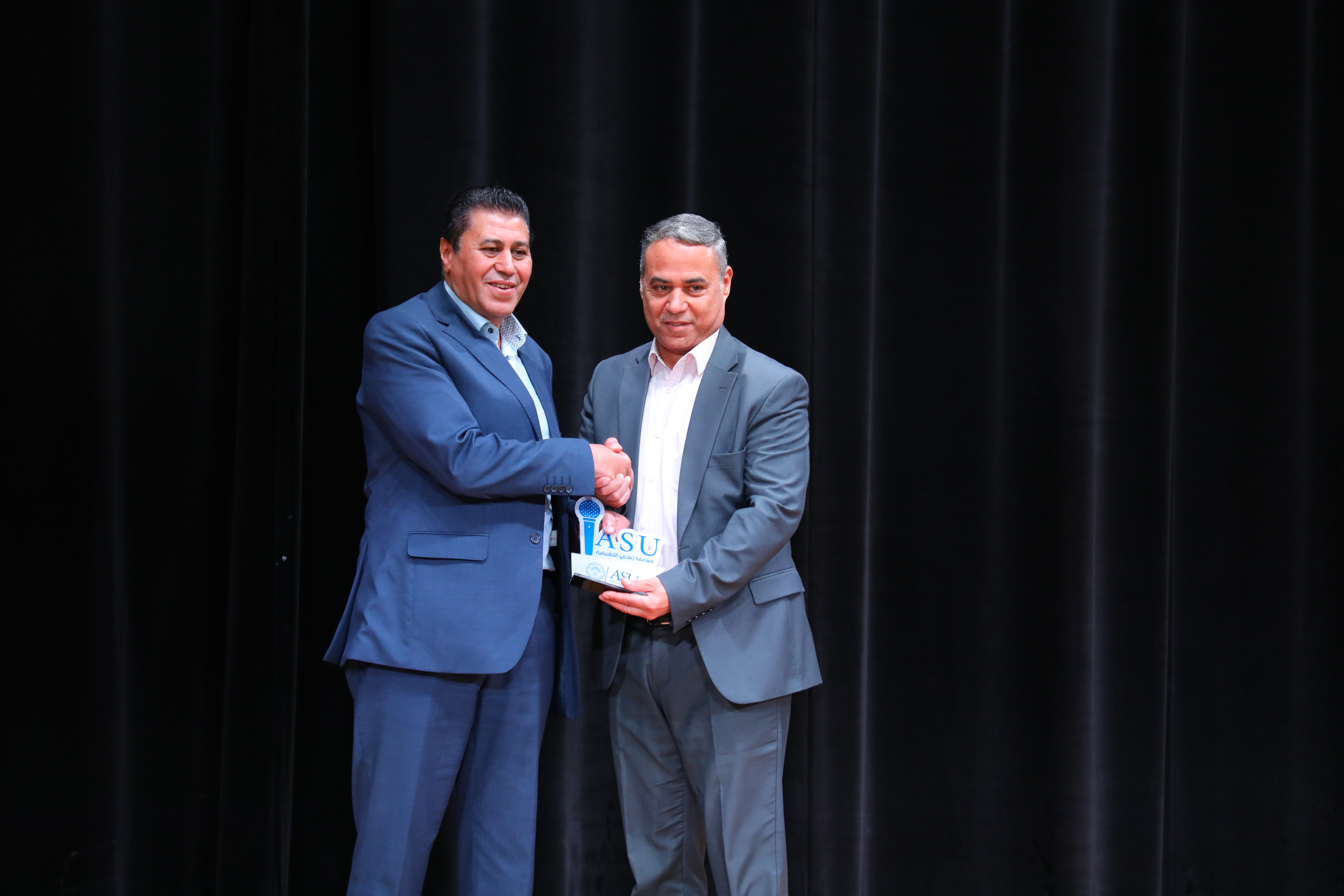 Madar Al-Saa Images 0.35890439950433106