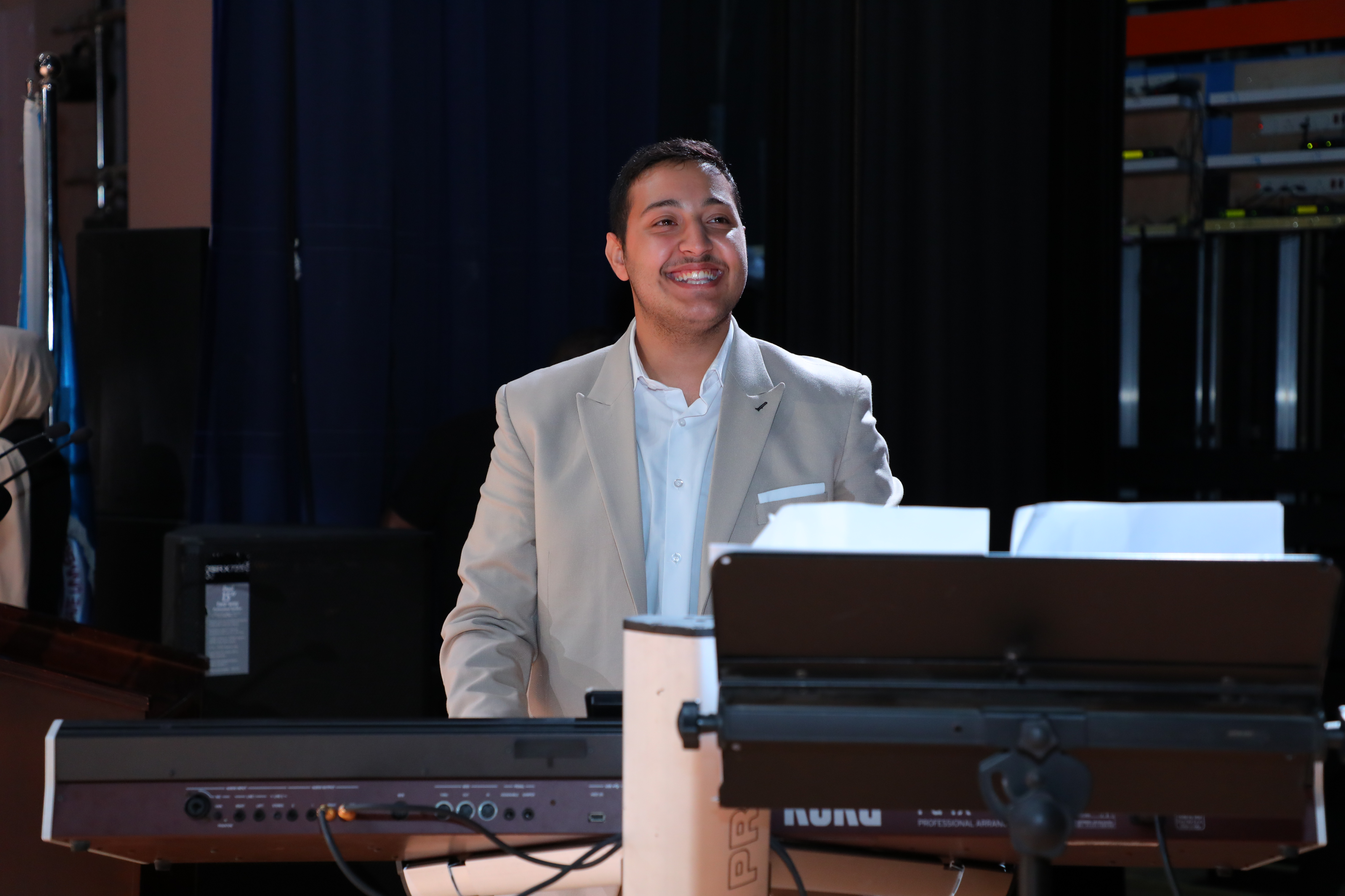 Madar Al-Saa Images 0.8605339441714674