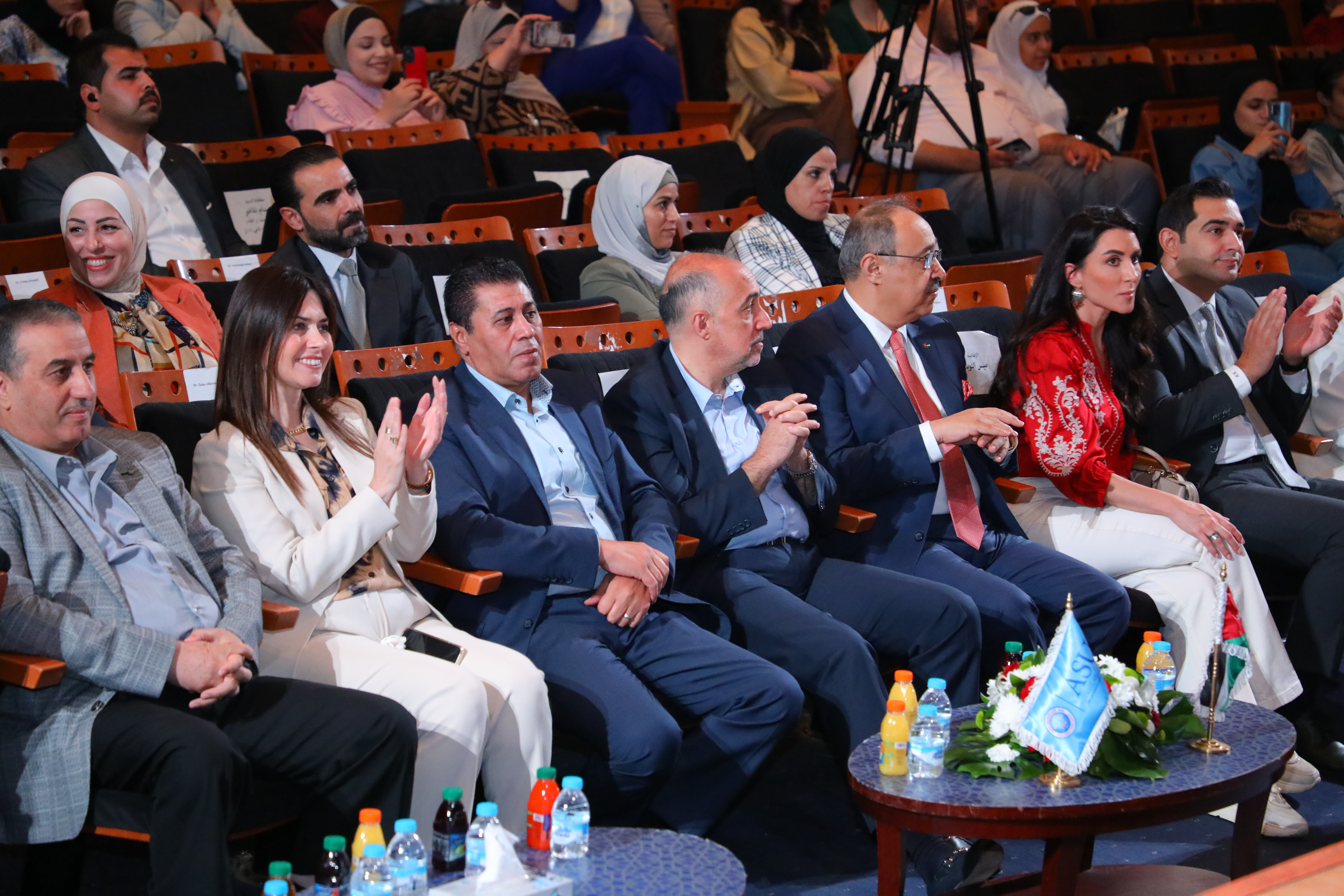 Madar Al-Saa Images 0.04710640899795693